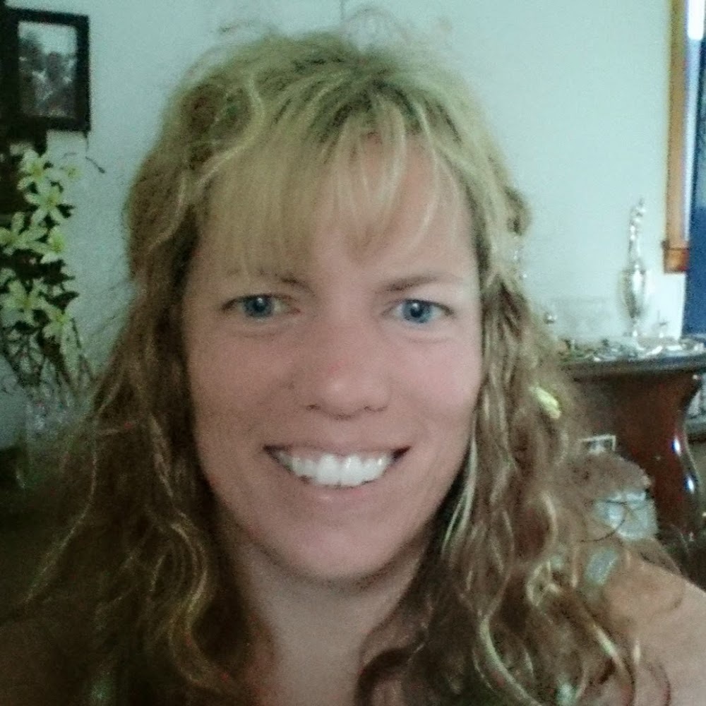 Meet your Posher, Karolyn